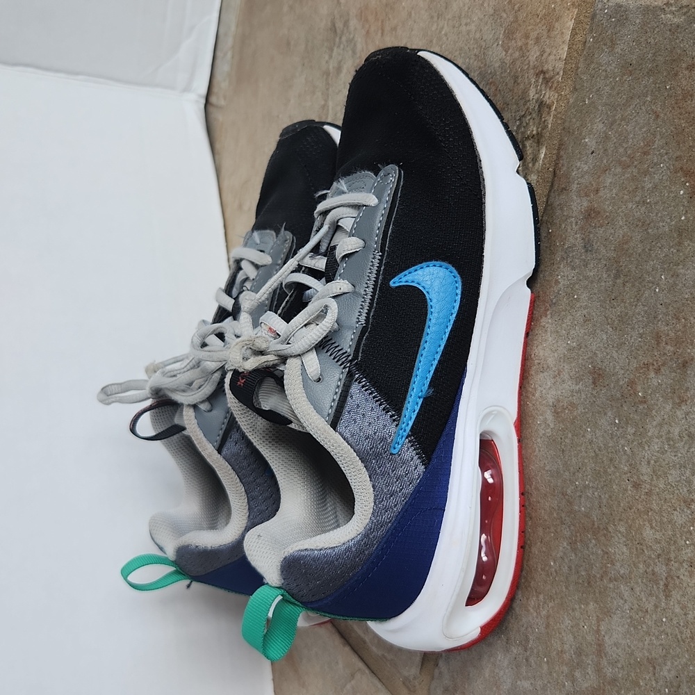 Nike Air Max INTRLK Sneakers